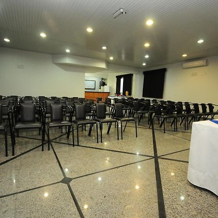 Hotel Riviera Araçatuba Екстериор снимка