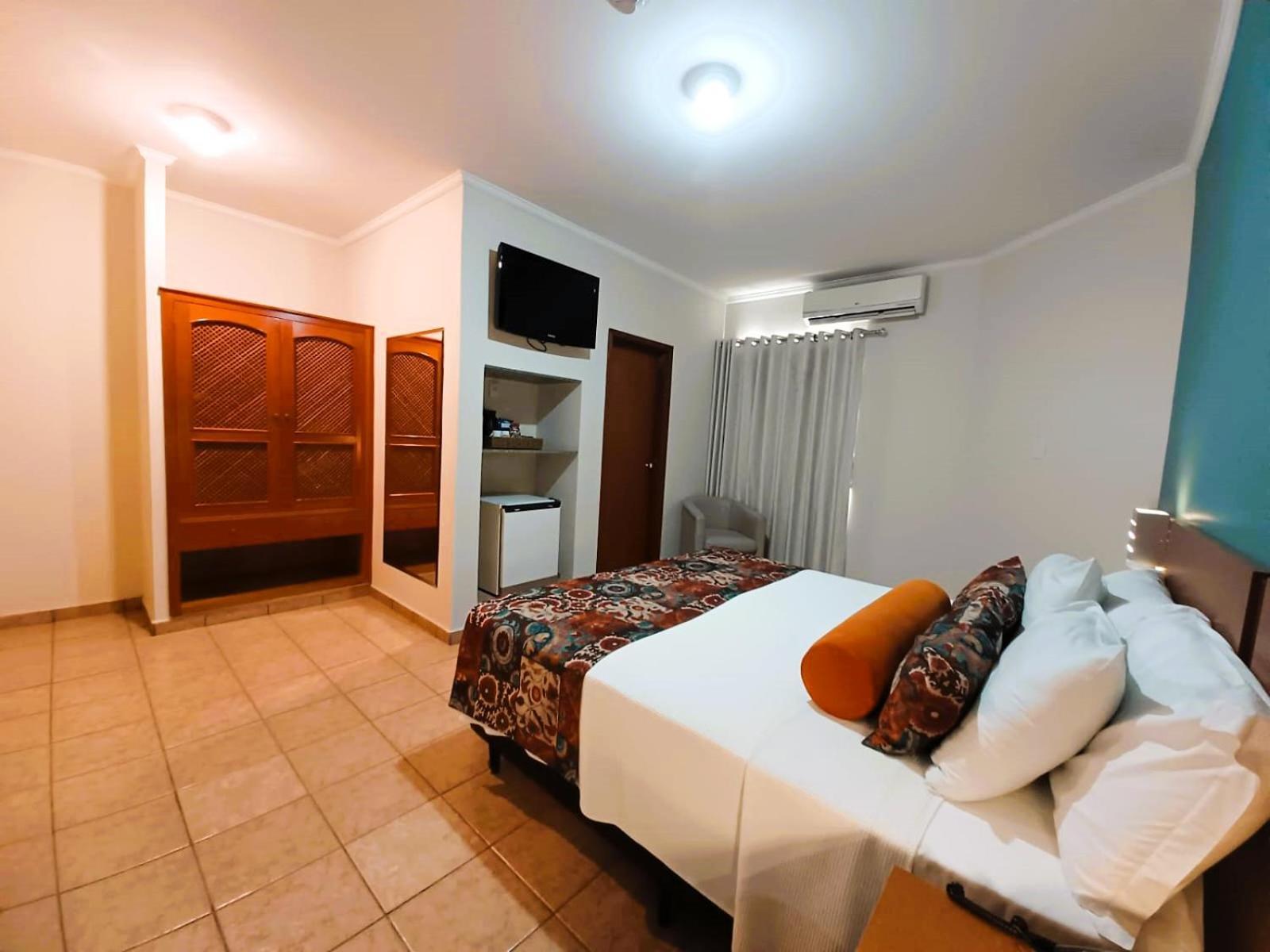 Hotel Riviera Araçatuba Екстериор снимка