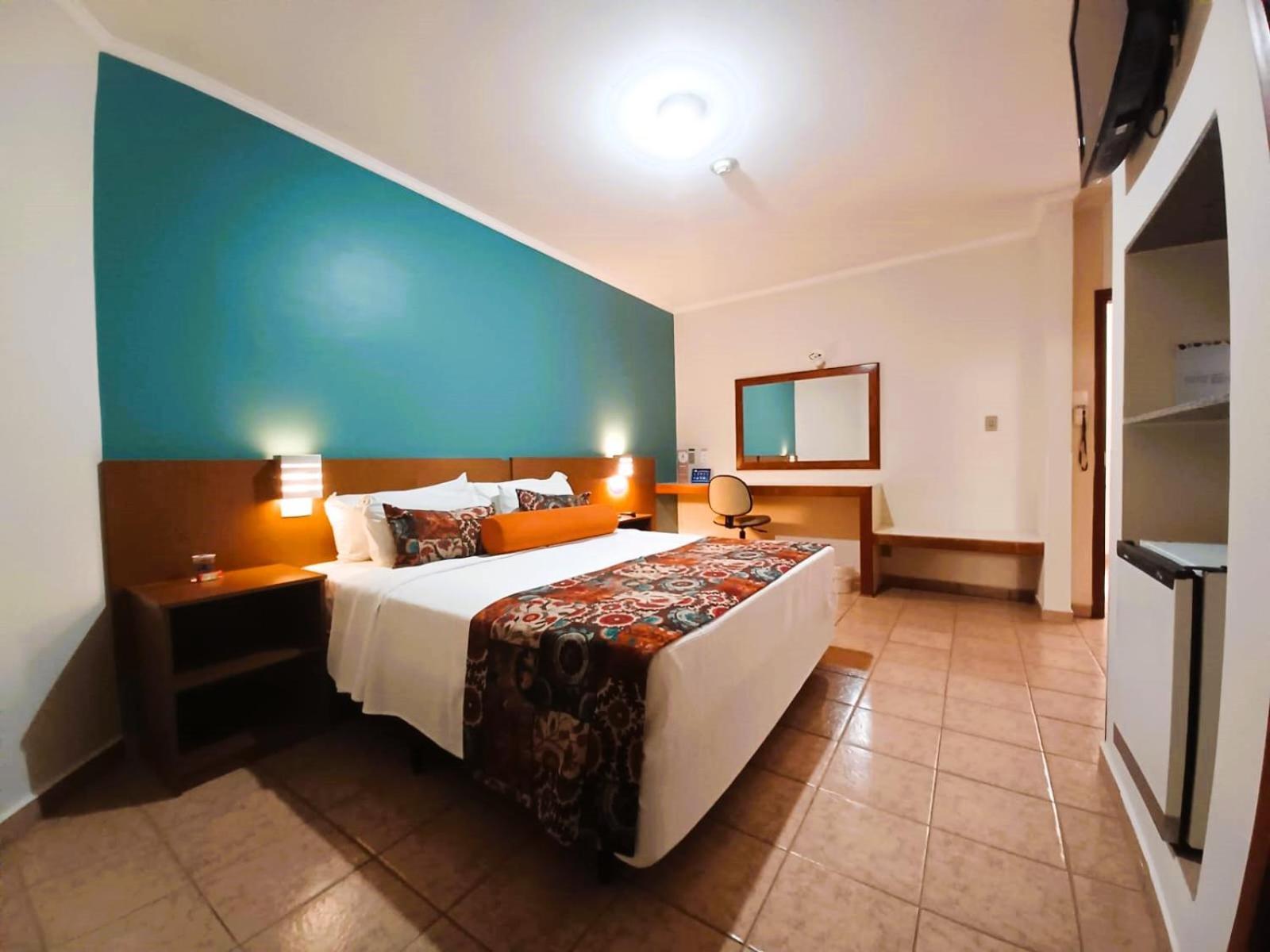 Hotel Riviera Araçatuba Екстериор снимка