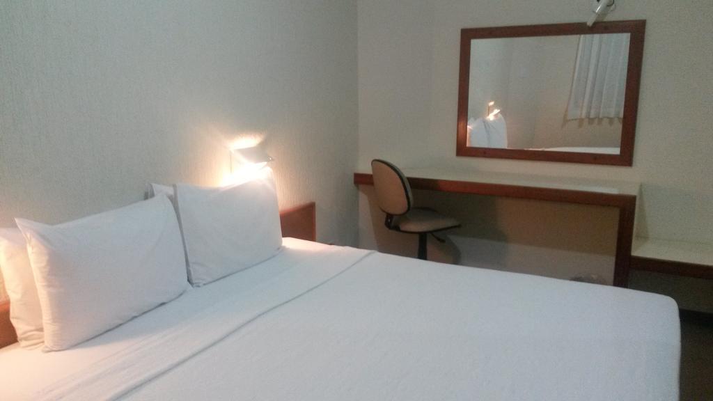 Hotel Riviera Araçatuba Екстериор снимка