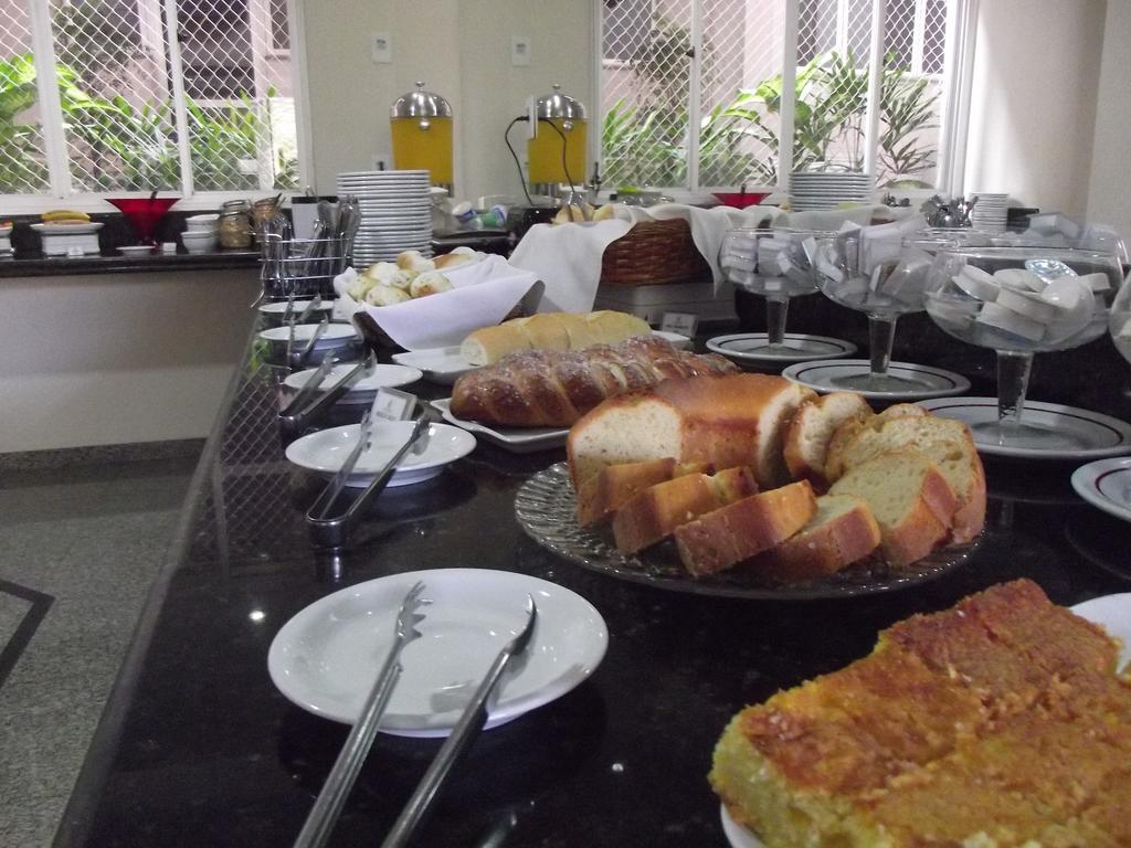 Hotel Riviera Araçatuba Екстериор снимка